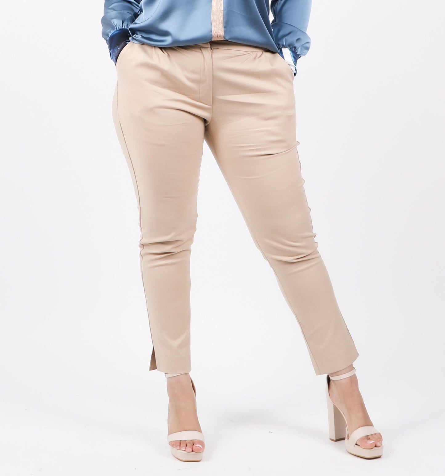 Pantalon beige taille haute longueur cheville