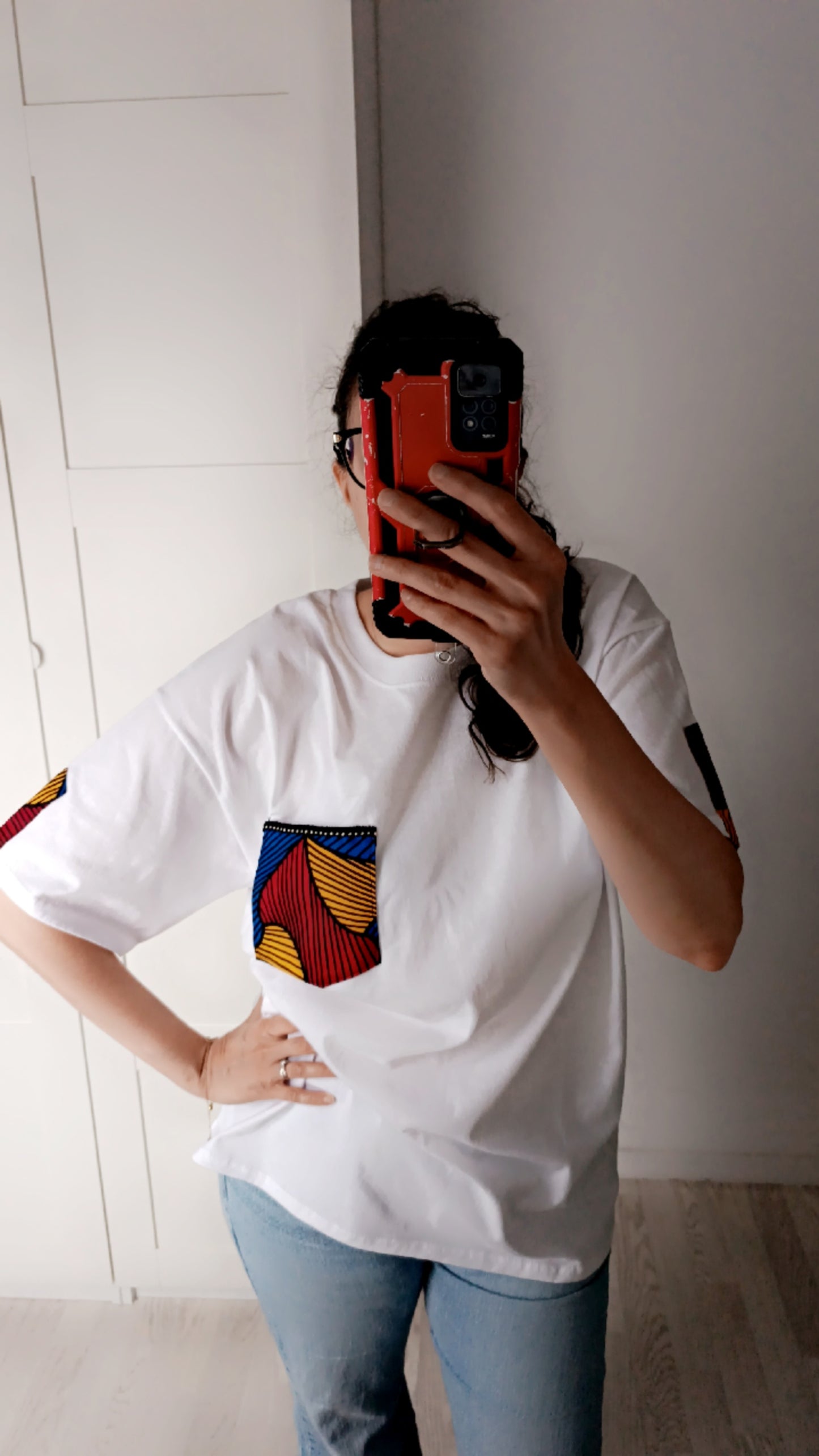 T-Shirt personnalisé imprimé – Style moderne et unique